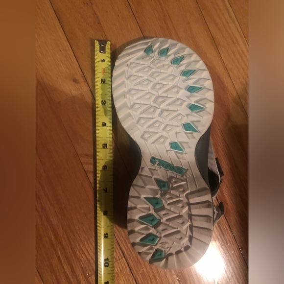 Teva Women's White multi Sandals, Fi Lite size 7 - Picture 8 of 10